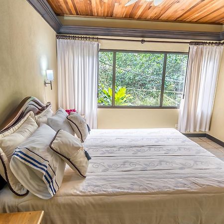 Kayak Lodge Damas Екстериор снимка