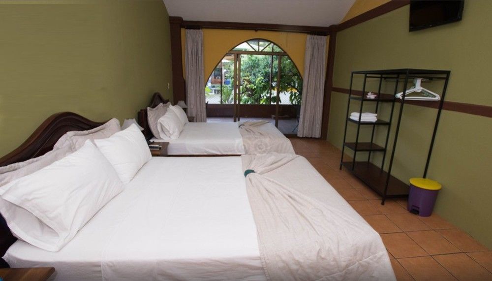 Kayak Lodge Damas Екстериор снимка