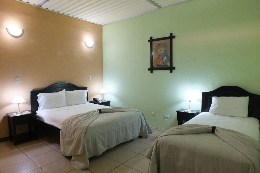 Kayak Lodge Damas Екстериор снимка
