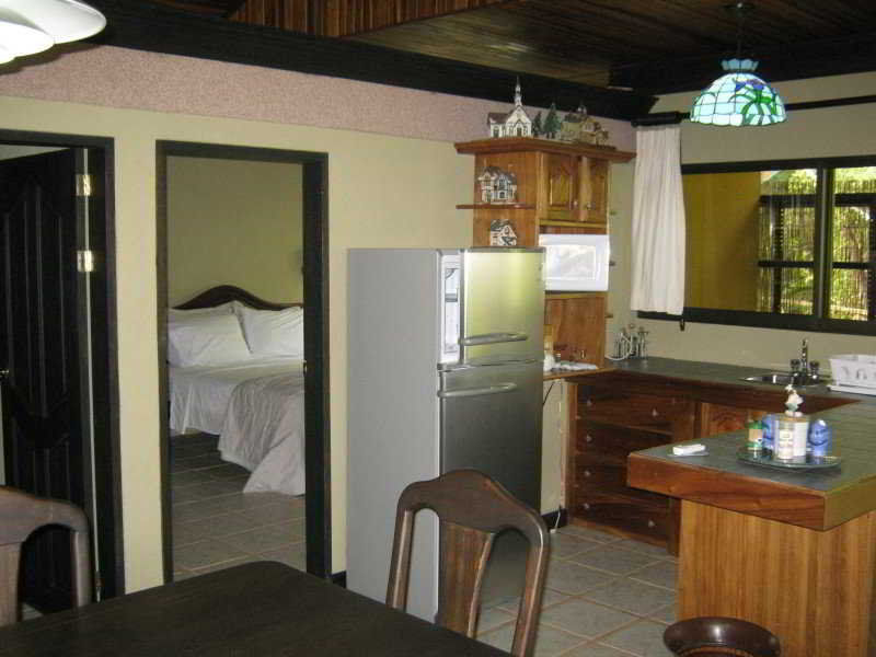 Kayak Lodge Damas Екстериор снимка