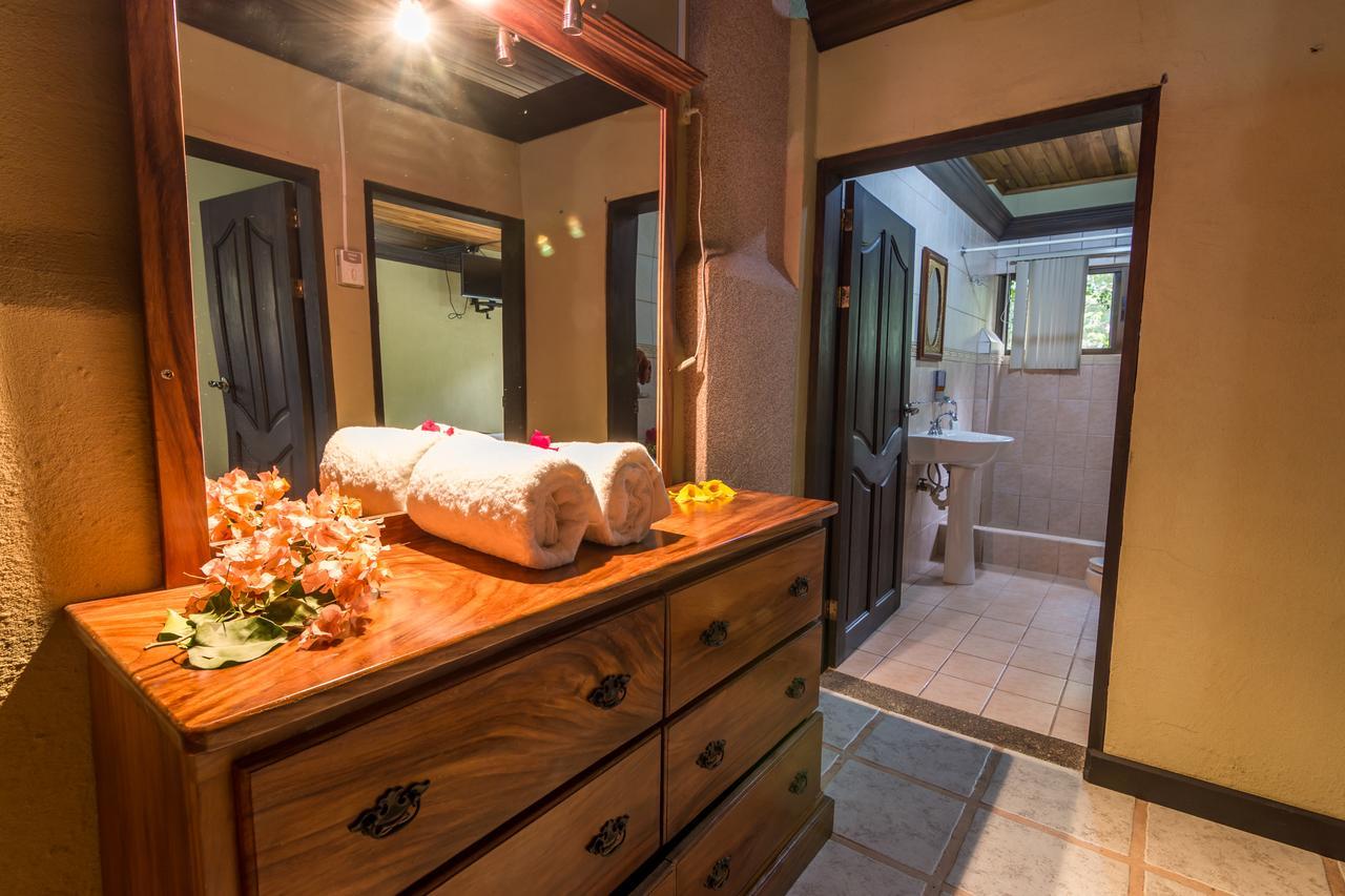 Kayak Lodge Damas Екстериор снимка