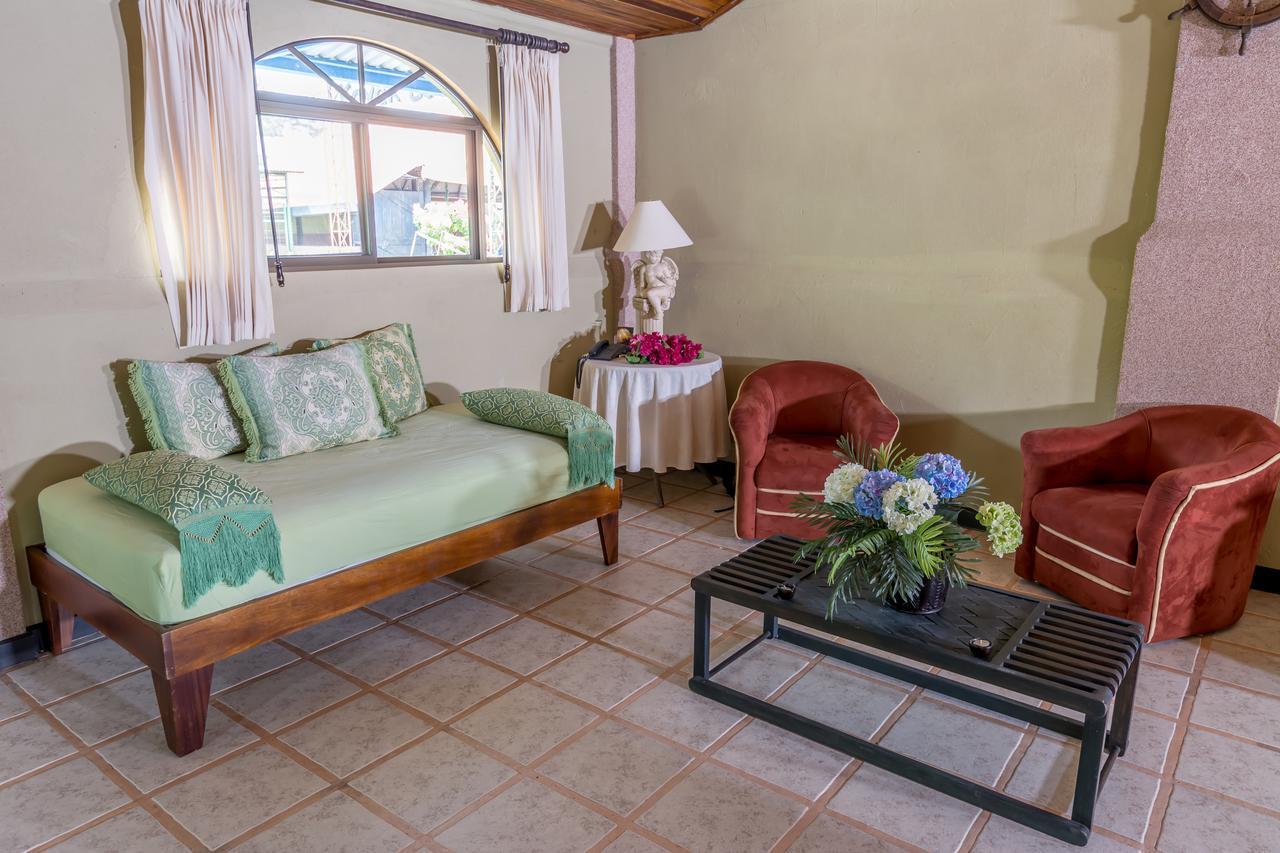 Kayak Lodge Damas Екстериор снимка