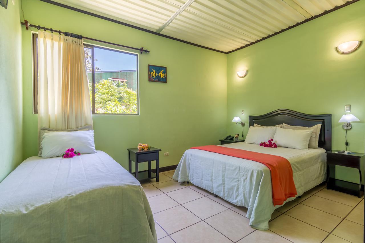 Kayak Lodge Damas Екстериор снимка