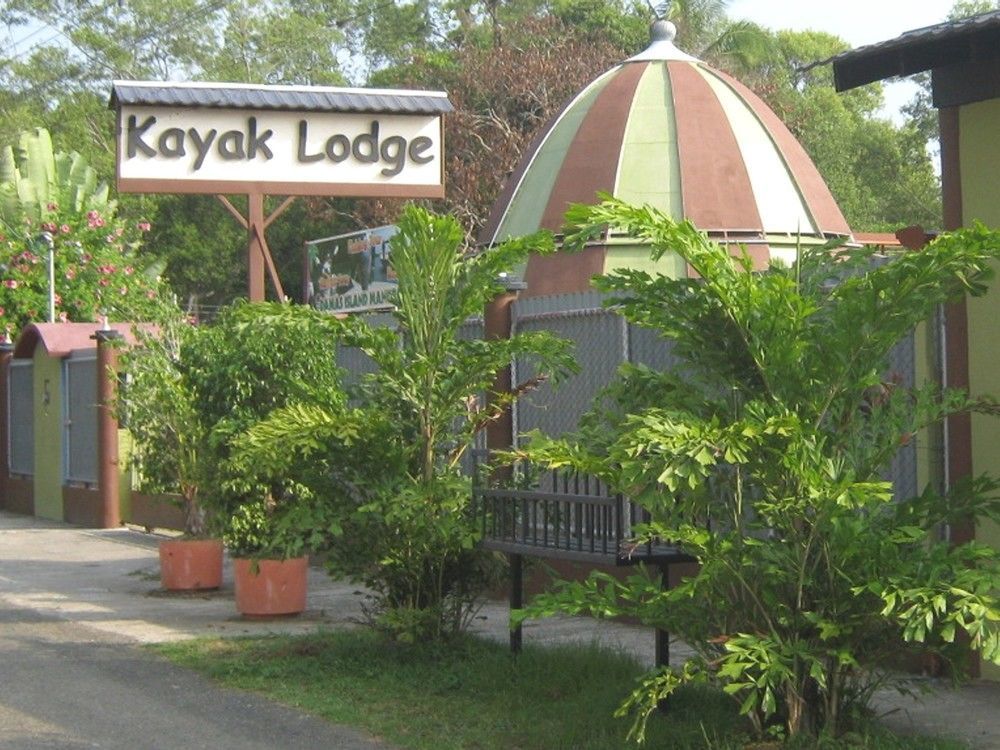 Kayak Lodge Damas Екстериор снимка